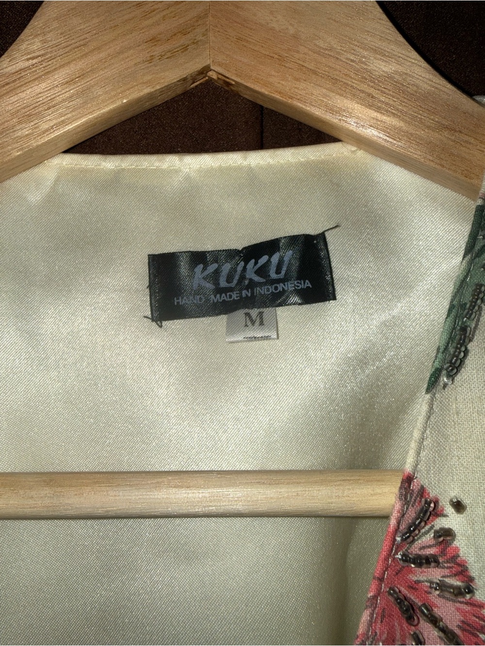 Floral Linen Blend V-Neck Vest in Cream and Pink - Picture 5 of 5